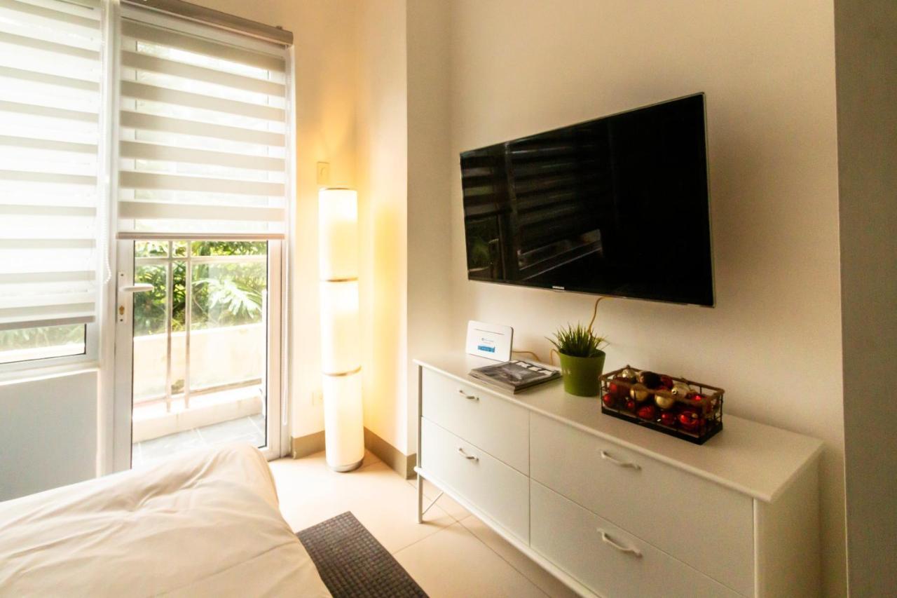 The Eight Seventeen Place Tagaytay City Екстер'єр фото